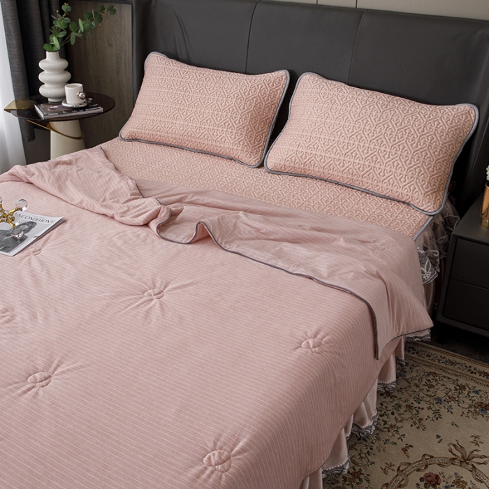 91家纺网 家纺一手货源 找家纺 纽缦2022新款凉感丝乳胶凉席纯色夏被床裙四件套 肌理纹玉色