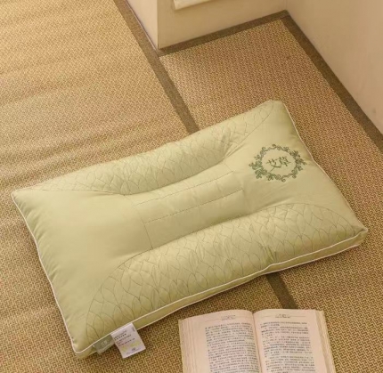 91家纺网 家纺一手货源 找家纺 露函 2025新款艾草护颈定型枕芯枕头