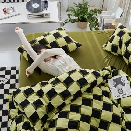 91家纺网 家纺一手货源 找家纺 风向标 2022新款针织棉印花棋盘格四件套 未央森林