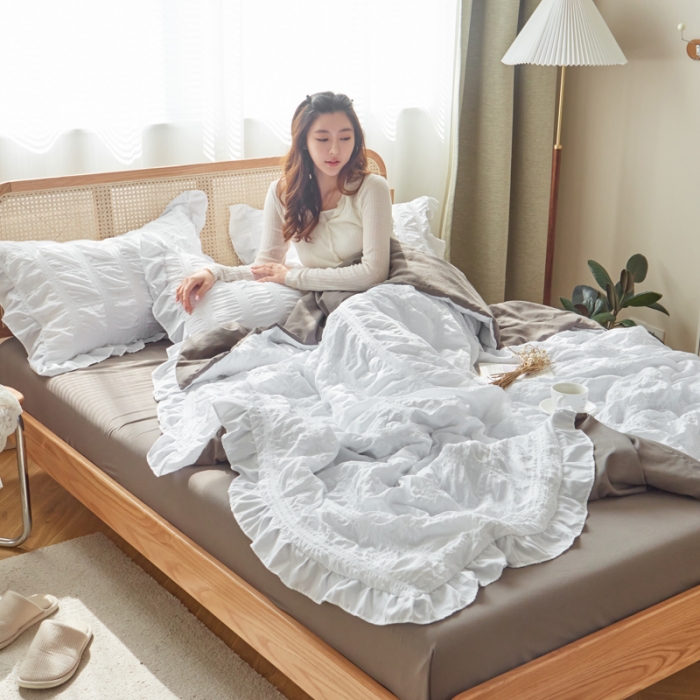 91家纺网 家纺一手货源 找家纺 ab家纺 2023新款水洗棉泡泡纱夏被四件套夏凉被 白灰