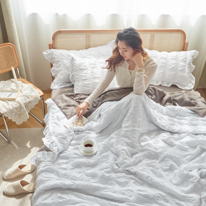 91家纺网 家纺一手货源 找家纺 ab家纺 2023新款水洗棉泡泡纱夏被四件套夏凉被 白灰