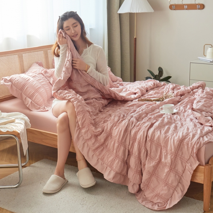 91家纺网 家纺一手货源 找家纺 ab家纺 2023新款水洗棉泡泡纱夏被四件套夏凉被 浅豆沙