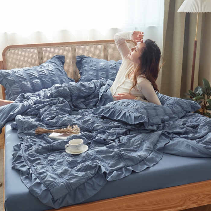 91家纺网 家纺一手货源 找家纺 ab家纺 2023新款水洗棉泡泡纱夏被四件套夏凉被 蔚蓝