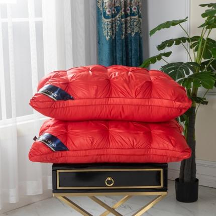 91家纺网 家纺一手货源 找家纺 （总）皇家乳胶体验馆2023新款满天星酒店风格枕 扭花