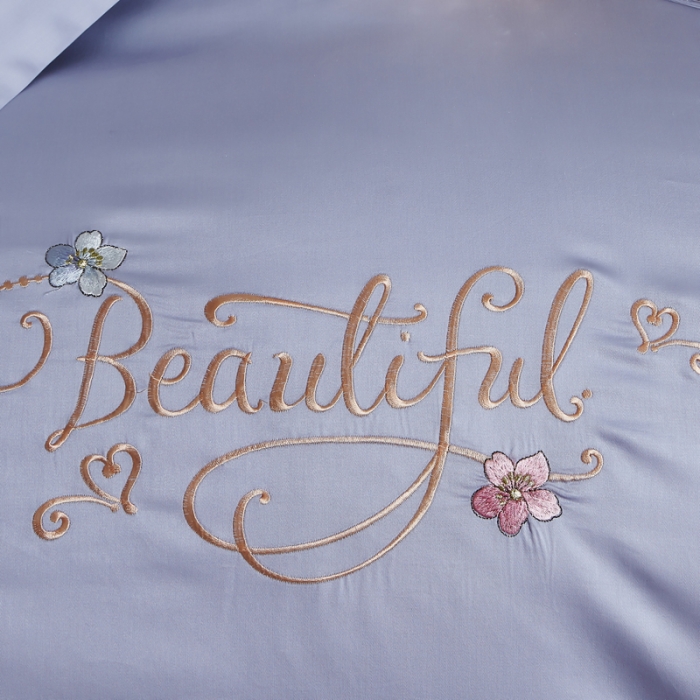 91家纺网 家纺一手货源 找家纺 优姿 2022新款100支长绒棉绣花四件套—花叶倾城-灰