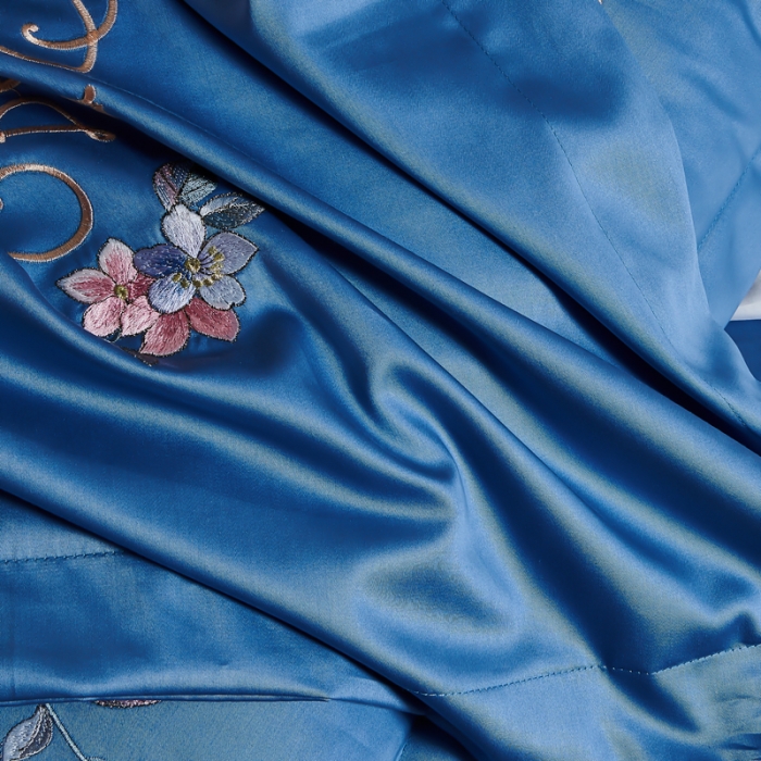 91家纺网 家纺一手货源 找家纺 优姿 2022新款100支长绒棉绣花四件套—花叶倾城-蓝色
