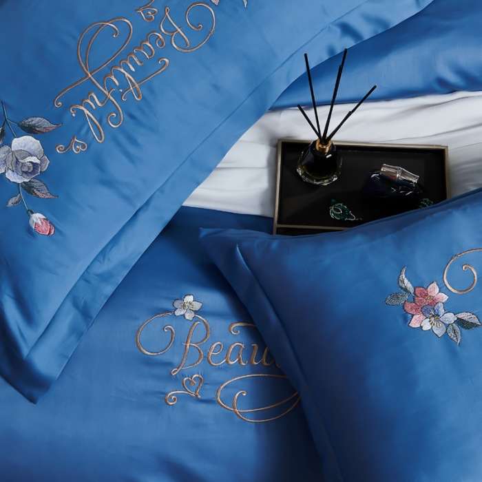 91家纺网 家纺一手货源 找家纺 优姿 2022新款100支长绒棉绣花四件套—花叶倾城-蓝色