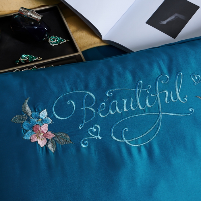 91家纺网 家纺一手货源 找家纺 优姿 2022新款100支长绒棉绣花四件套—花叶倾城-深蓝