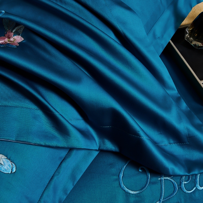 91家纺网 家纺一手货源 找家纺 优姿 2022新款100支长绒棉绣花四件套—花叶倾城-深蓝