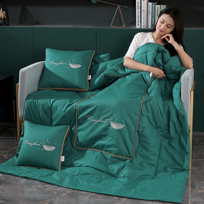 91家纺网 家纺一手货源 找家纺 (总)照世家纺2022新款全棉羽毛款多功能抱枕被