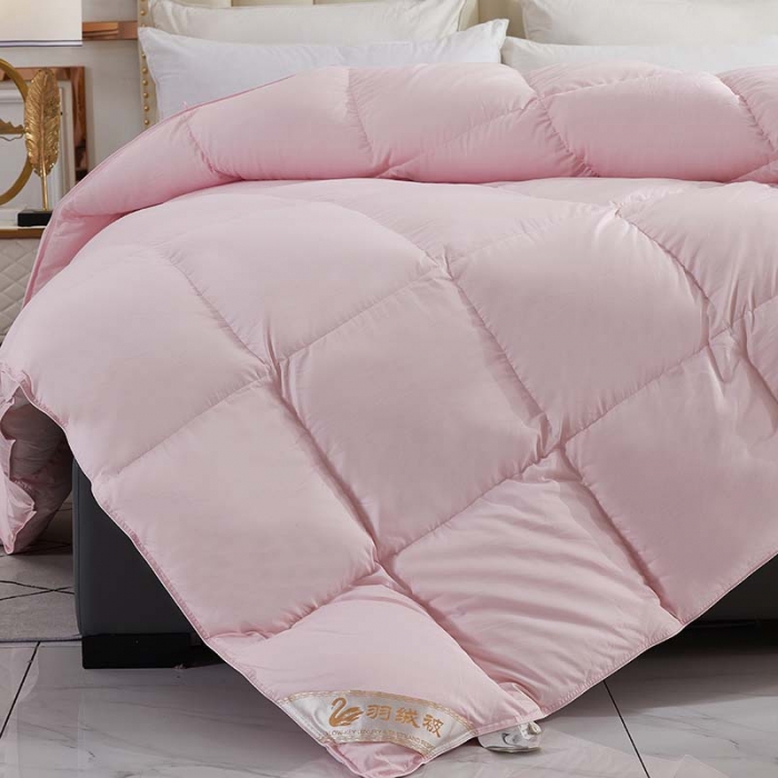 91家纺网 家纺一手货源 找家纺 羽仙子 2023爆款80s柔赛丝90白鹅绒被羽绒被春秋被冬被 粉红