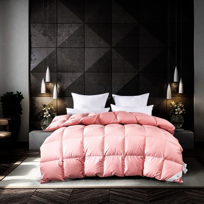 91家纺网 家纺一手货源 找家纺 羽仙子 2023新款120支全棉纯色贡缎白鹅绒被春秋被冬被 橙红色