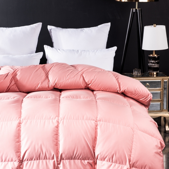 91家纺网 家纺一手货源 找家纺 羽仙子 2023新款120支全棉纯色贡缎白鹅绒被春秋被冬被 橙红色