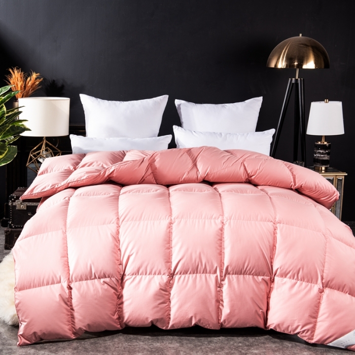 91家纺网 家纺一手货源 找家纺 羽仙子 2023新款120支全棉纯色贡缎白鹅绒被春秋被冬被 橙红色