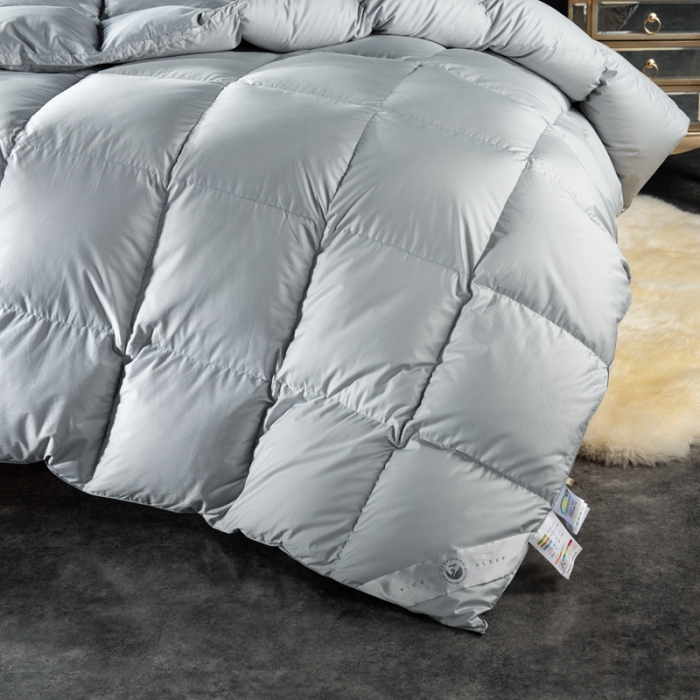 91家纺网 家纺一手货源 找家纺 羽仙子 2023新款120支全棉纯色贡缎白鹅绒被春秋被冬被 蓝灰