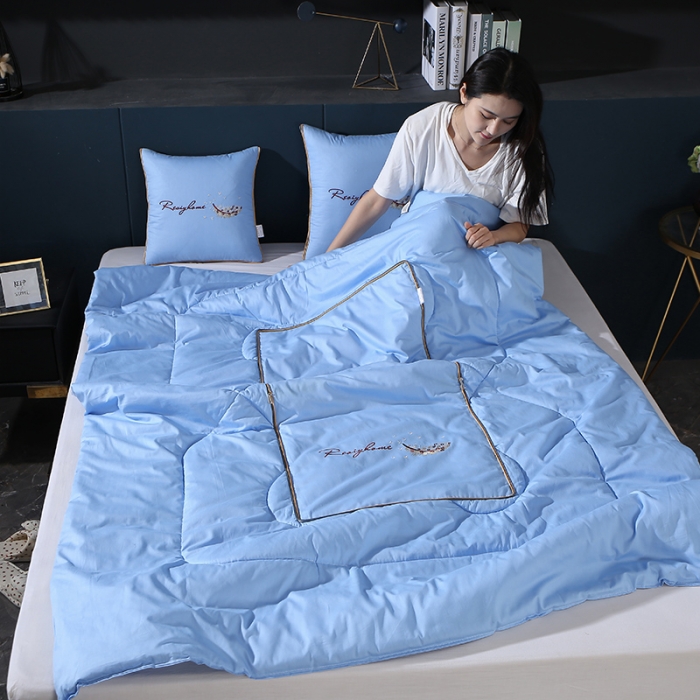 91家纺网 家纺一手货源 找家纺 照世家纺2022新款全棉羽毛款多功能抱枕被 靛蓝色