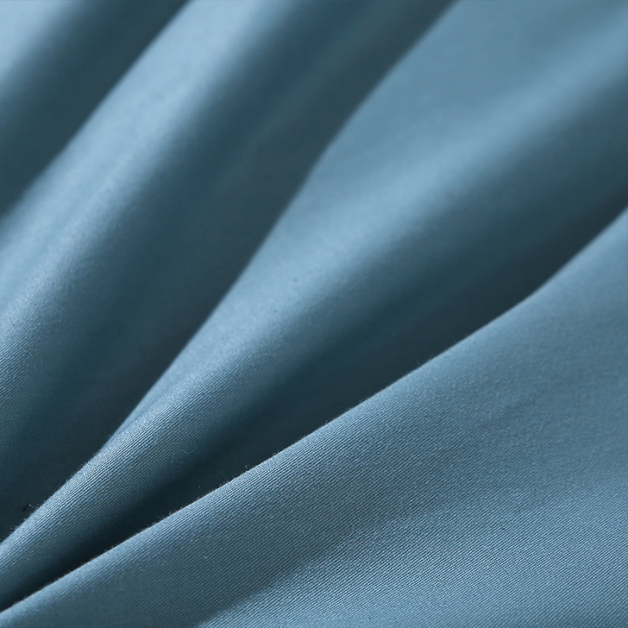 91家纺网 家纺一手货源 找家纺 照世家纺2022新款全棉羽毛款多功能抱枕被 孔雀蓝