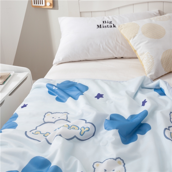 91家纺网 家纺一手货源 找家纺 艾佳宝贝 2022科技凉感丝儿童夏被夏凉被空调被快乐熊