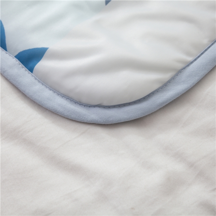 91家纺网 家纺一手货源 找家纺 艾佳宝贝 2022科技凉感丝儿童夏被夏凉被空调被快乐熊