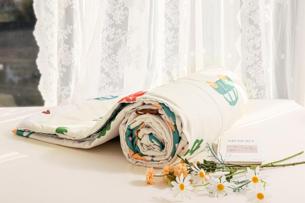 91家纺网 家纺一手货源 找家纺 （总）慕尚 2025新款实拍水洗小花边夏被