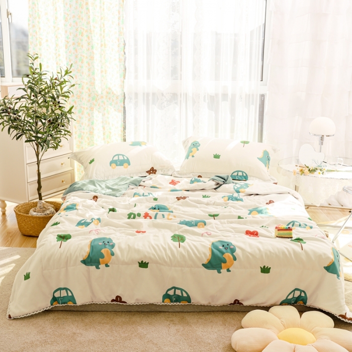 91家纺网 家纺一手货源 找家纺 慕尚 2025新款实拍水洗小花边夏被 萌萌恐龙