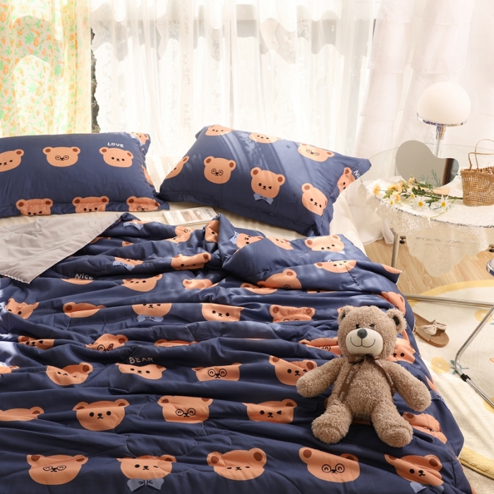 91家纺网 家纺一手货源 找家纺 慕尚 2025新款实拍水洗小花边夏被 小熊先生