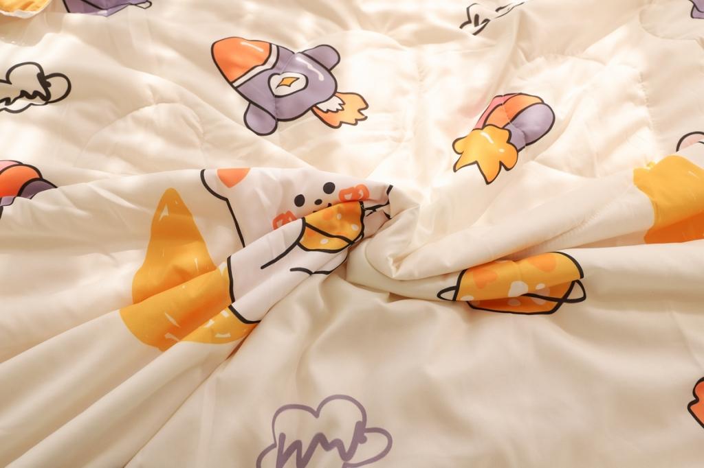 91家纺网 家纺一手货源 找家纺 慕尚 2025新款实拍水洗小花边夏被 奇幻星球