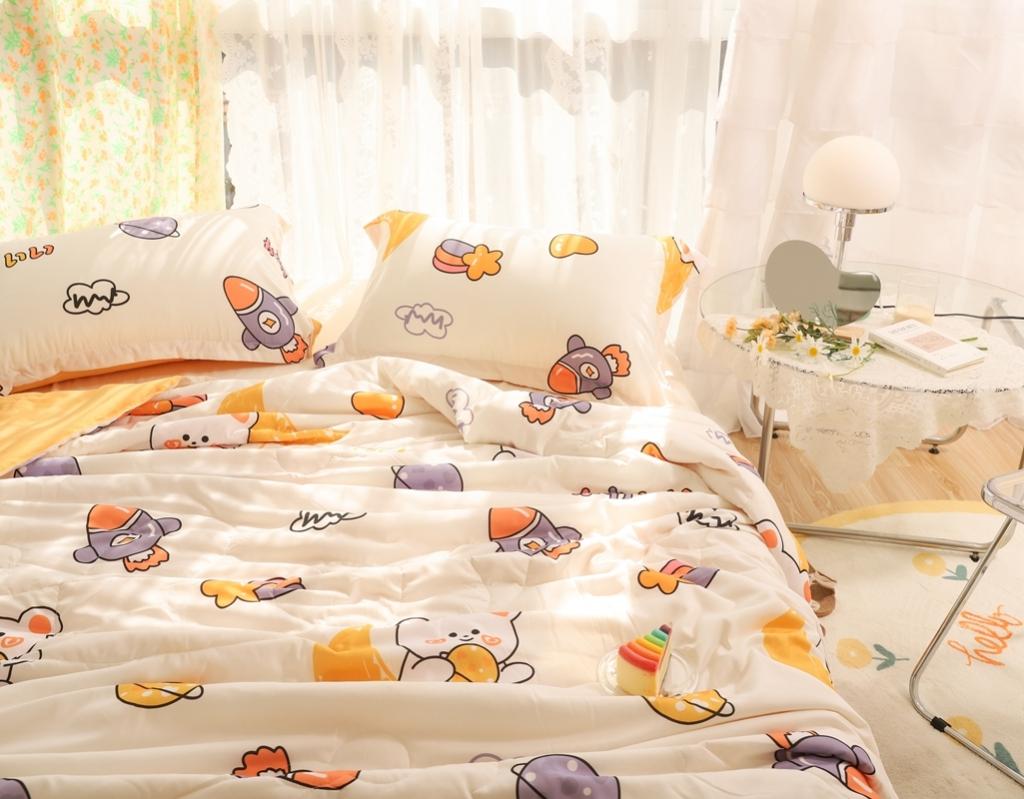 91家纺网 家纺一手货源 找家纺 慕尚 2025新款实拍水洗小花边夏被 奇幻星球