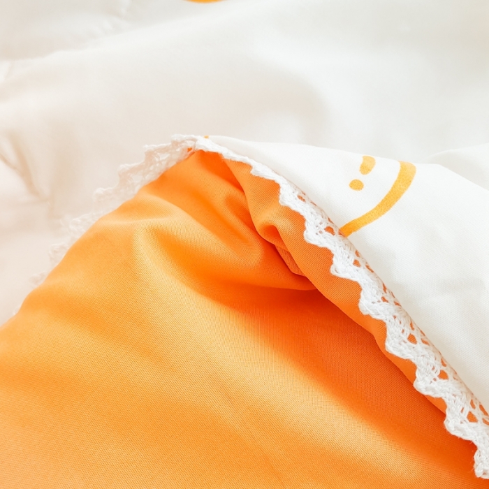 91家纺网 家纺一手货源 找家纺 慕尚 2025新款实拍水洗小花边夏被 爆爆橙