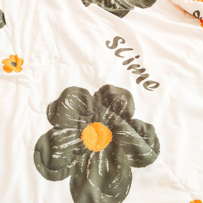 91家纺网 家纺一手货源 找家纺 慕尚 2025新款实拍水洗小花边夏被 太阳花