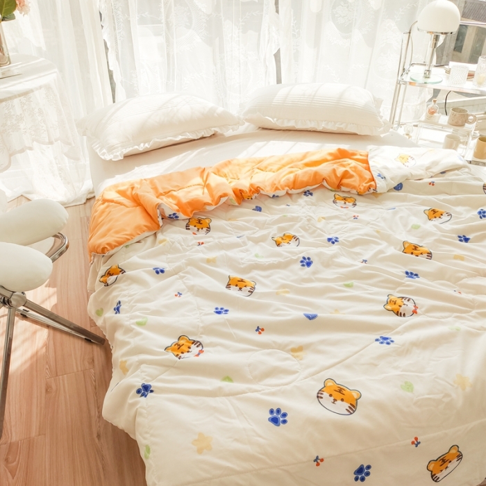 91家纺网 家纺一手货源 找家纺 慕尚 2025新款实拍水洗小花边夏被 小老虎