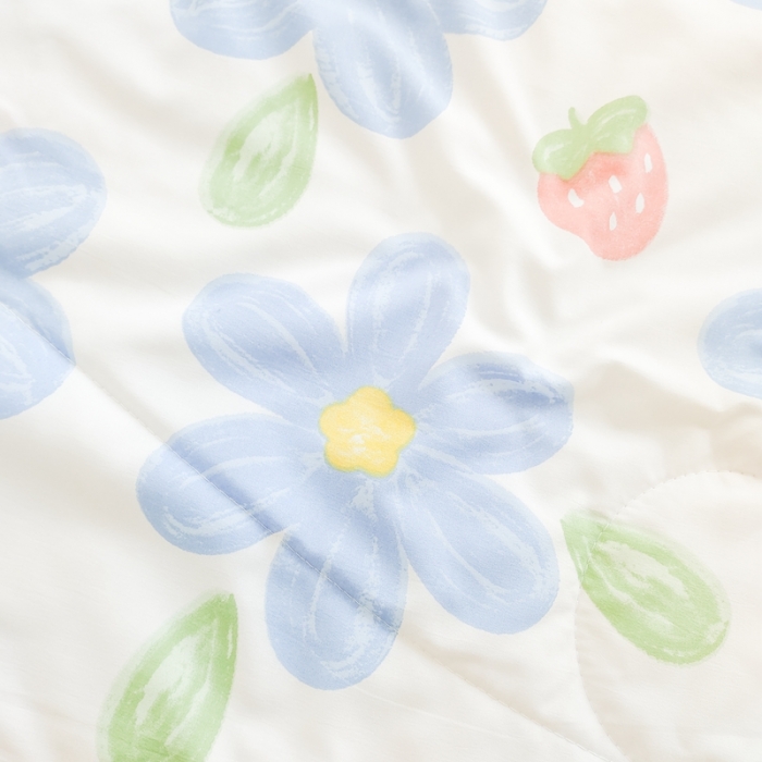 91家纺网 家纺一手货源 找家纺 慕尚 2025新款实拍水洗小花边夏被 幸运花