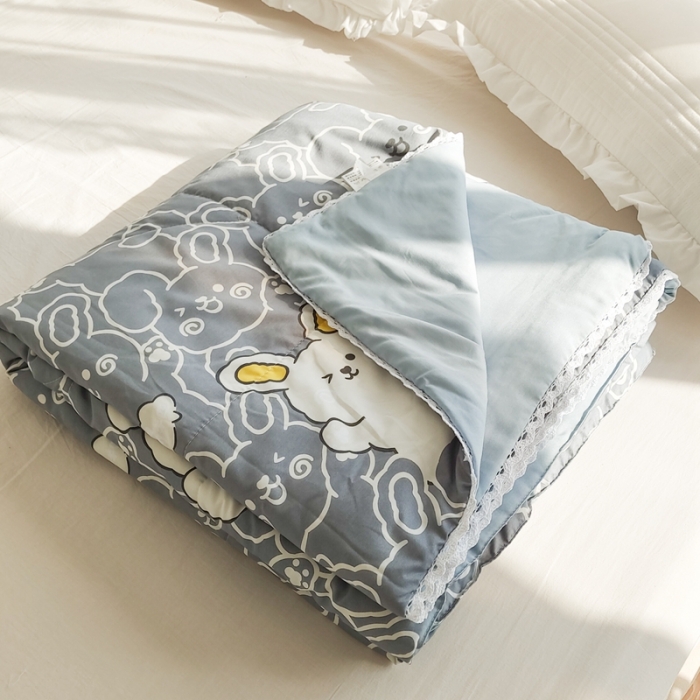 91家纺网 家纺一手货源 找家纺 慕尚 2025新款实拍水洗小花边夏被 幸运兔