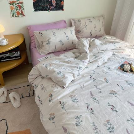 91家纺网 家纺一手货源 找家纺 艾沁 2022新款全棉复古碎花四件套紫薇