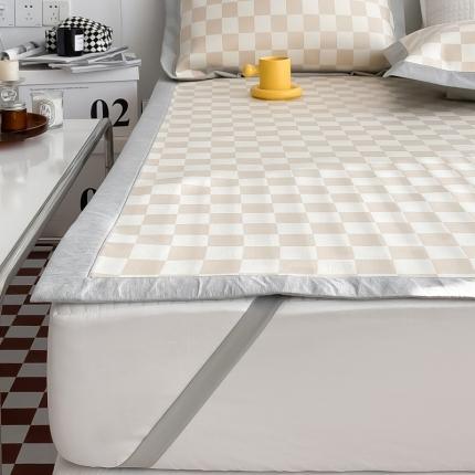 91家纺网 家纺一手货源 找家纺 懒猫 2022新款800D提花冰丝床席款凉席 棋盘格-金