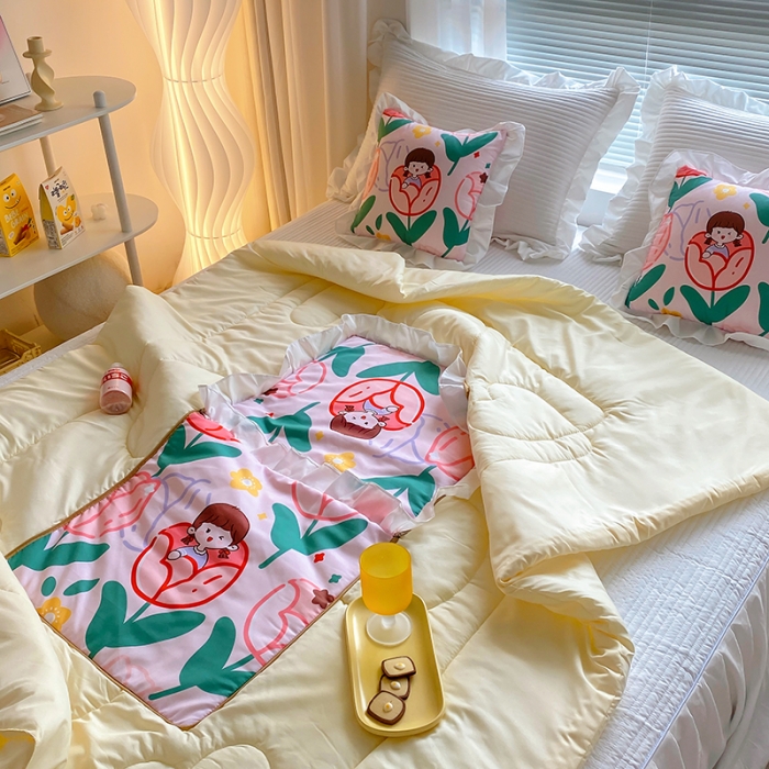 91家纺网 家纺一手货源 找家纺 慕澄2022新款小清新花边款抱枕被直播赠品 花园