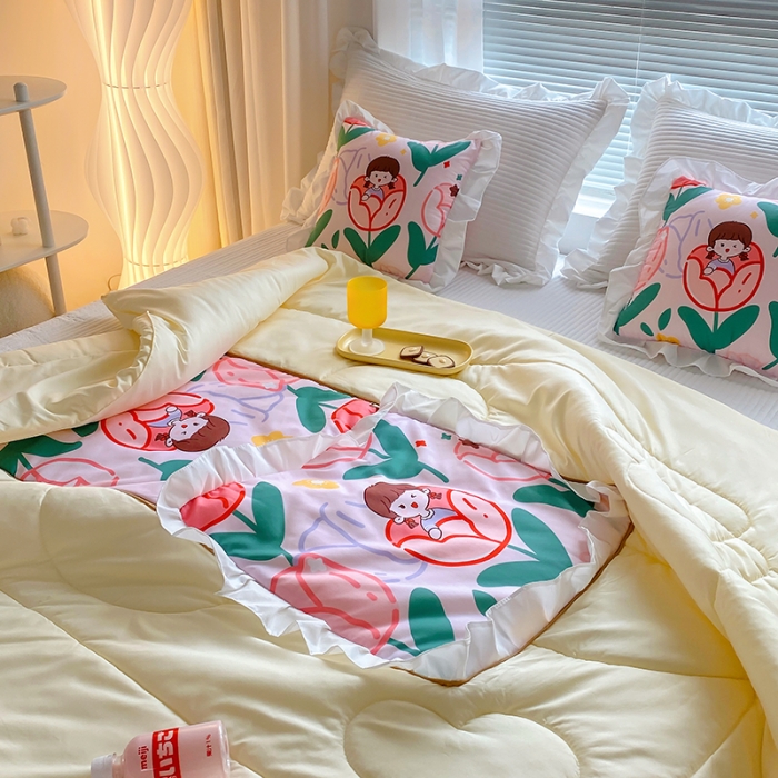 91家纺网 家纺一手货源 找家纺 慕澄2022新款小清新花边款抱枕被直播赠品 花园