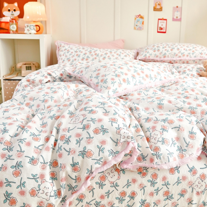 91家纺网 家纺一手货源 找家纺 亲亲公主2025新款小清新碎花韩版花边双层纱四件套 玫瑰小熊