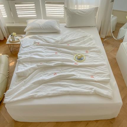 91家纺网 家纺一手货源 找家纺 （总）洋铭区 2022新款双层泡泡纱夏被