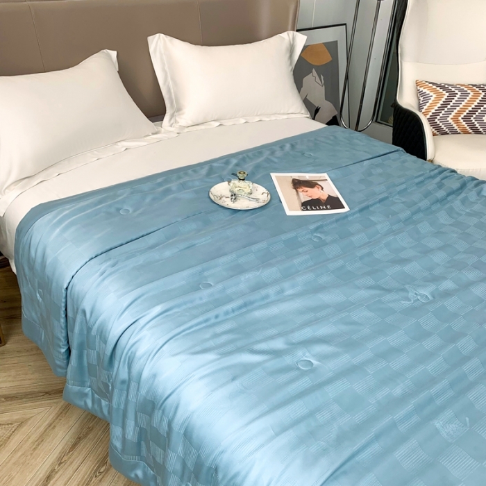 91家纺网 家纺一手货源 找家纺 榻尚 2023新款天丝提花夏被夏凉被20%蚕丝 豹 宝蓝