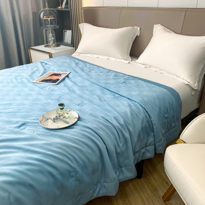 91家纺网 家纺一手货源 找家纺 榻尚 2023新款天丝提花夏被夏凉被20%蚕丝 豹 宝蓝