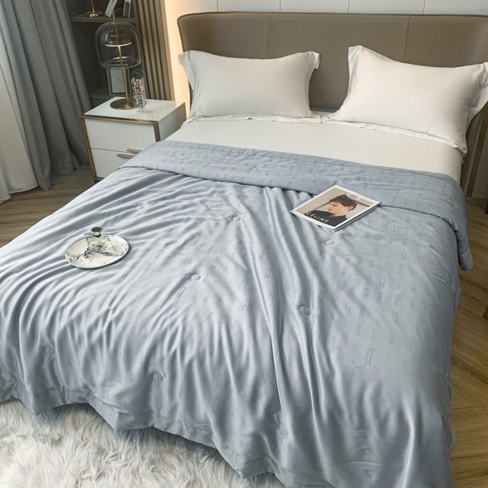 91家纺网 家纺一手货源 找家纺 榻尚 2023新款天丝提花夏被夏凉被20%蚕丝 口红 蓝灰