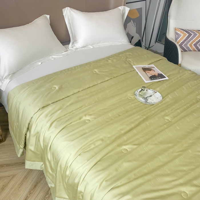 91家纺网 家纺一手货源 找家纺 榻尚 2023新款天丝提花夏被夏凉被20%蚕丝 口红 雾绿