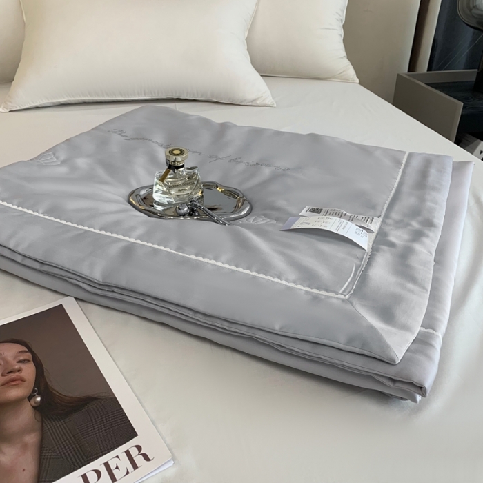 91家纺网 家纺一手货源 找家纺 榻尚 2023新款纯色80天丝胶原蛋白夏被夏凉被 素 素 灰