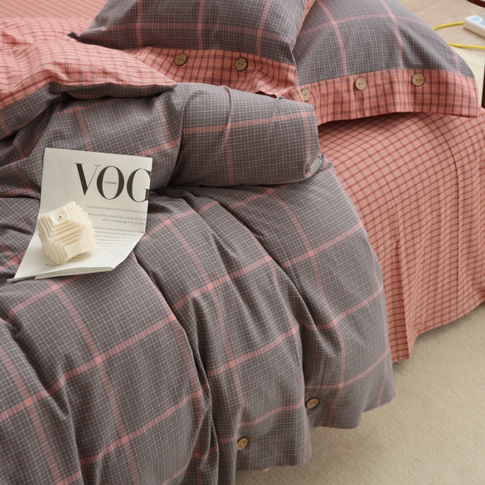 91家纺网 家纺一手货源 找家纺 榻尚 经典田园格子全棉色织水洗棉四件套 亦梵（灰粉）