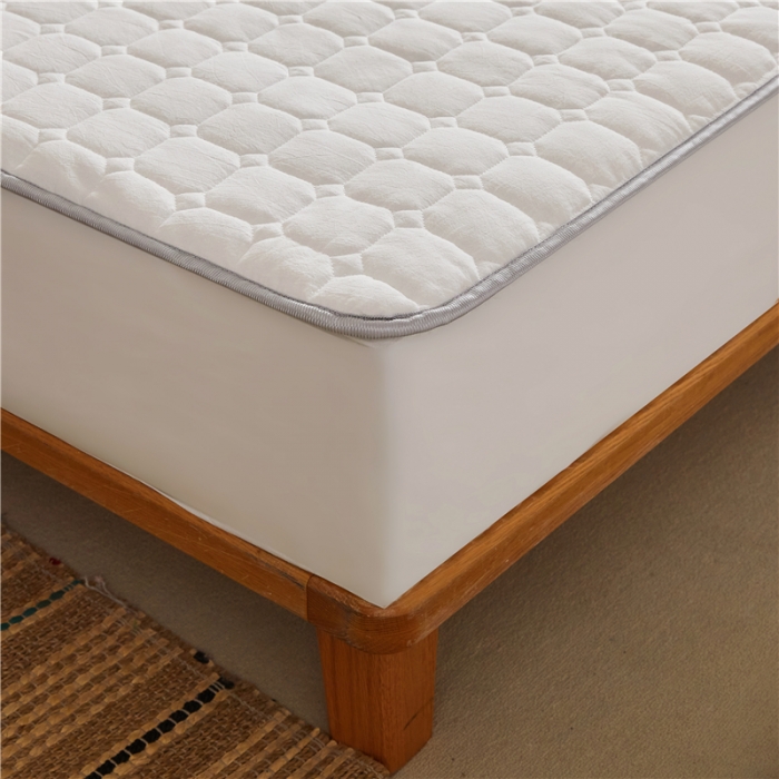 91家纺网 家纺一手货源 找家纺 雪云美A类全棉色织水洗棉床笠夹棉床罩三件套可定制白白白