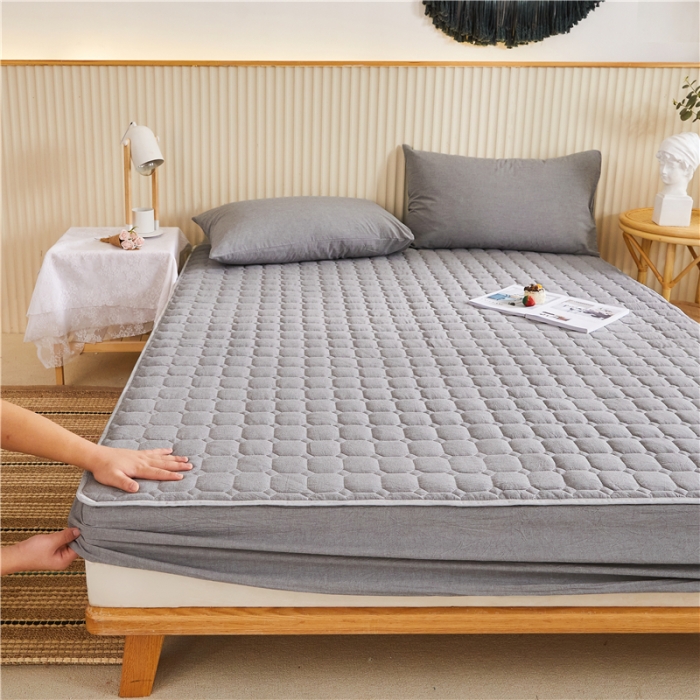 91家纺网 家纺一手货源 找家纺 雪云美A类全棉色织水洗棉床笠夹棉床罩三件套可定制冰山灰