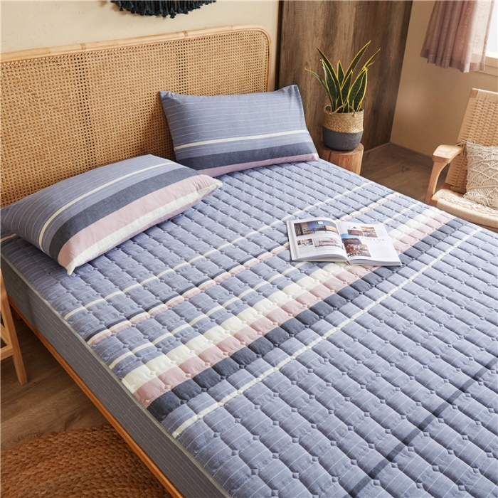 91家纺网 家纺一手货源 找家纺 雪云美A类全棉色织水洗棉床笠夹棉床罩三件套可定制格林兰