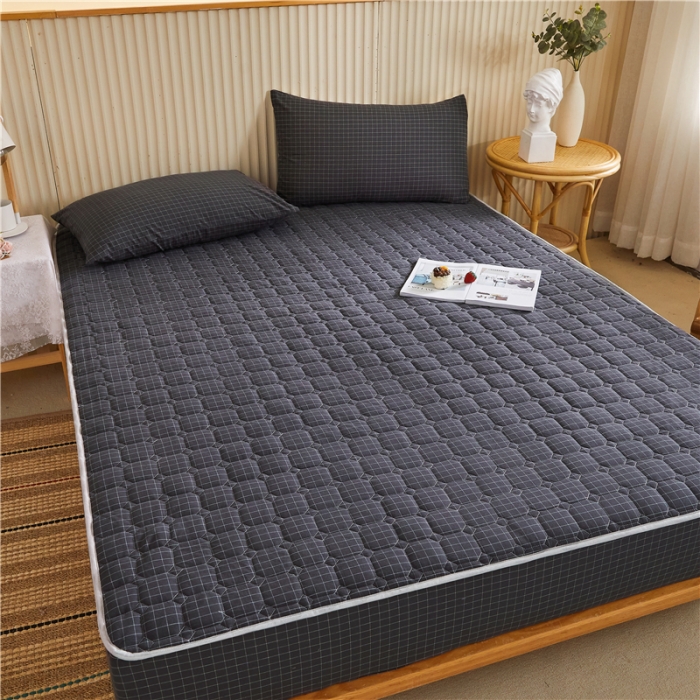 91家纺网 家纺一手货源 找家纺 雪云美A类全棉色织水洗棉床笠夹棉床罩三件套可定制灰小方格