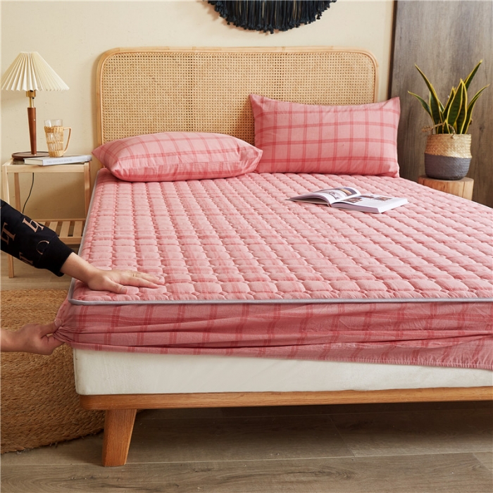 91家纺网 家纺一手货源 找家纺 雪云美A类全棉色织水洗棉床笠夹棉床罩三件套可定制加州粉